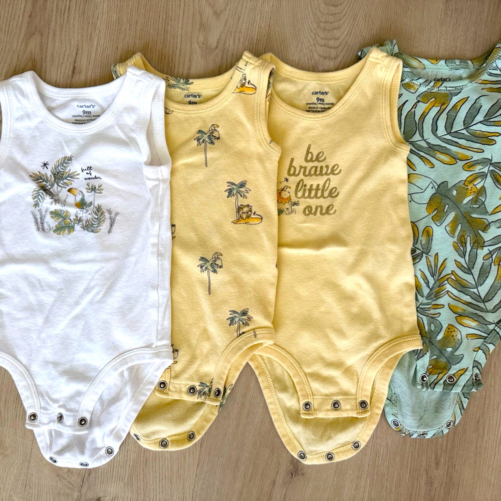 EUC Carter’s 9 month lot of tank body suits baby unisex tropical